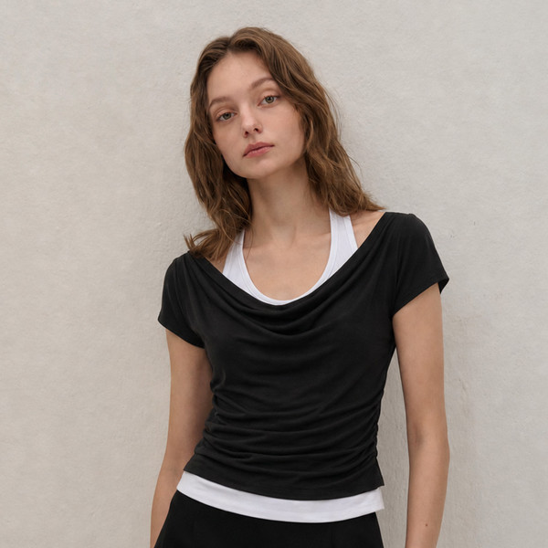 LAYERED HALTER-NECK T SHIRT BLACK 상세 이미지
