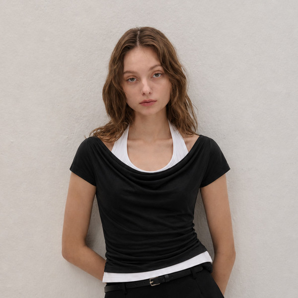LAYERED HALTER-NECK T SHIRT BLACK 상세 이미지