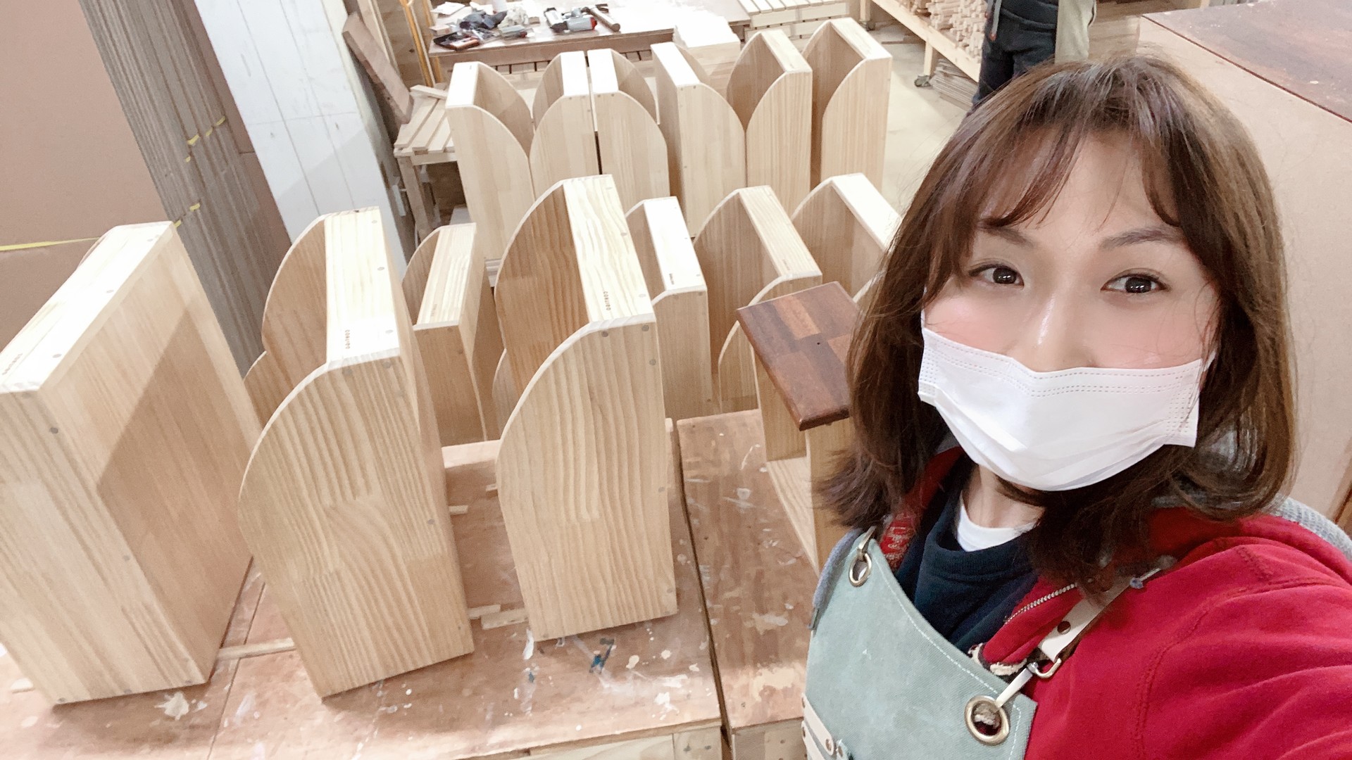 써니를 위한 첫 의자의 제작 과정과 완성된 모습