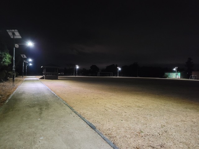 <p style="margin-left:10px;">제주시 서귀포/중학교 태양광가로등</p><h5 style="margin-left:10px">LED태양광가로등</h5>