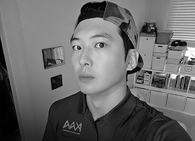 <p style="  margin-bottom:-10px;">홍성규</p><h5 style="line-height: 0.8; margin-bottom:0px;"><strong>Hong SeongGyu</strong></h5>