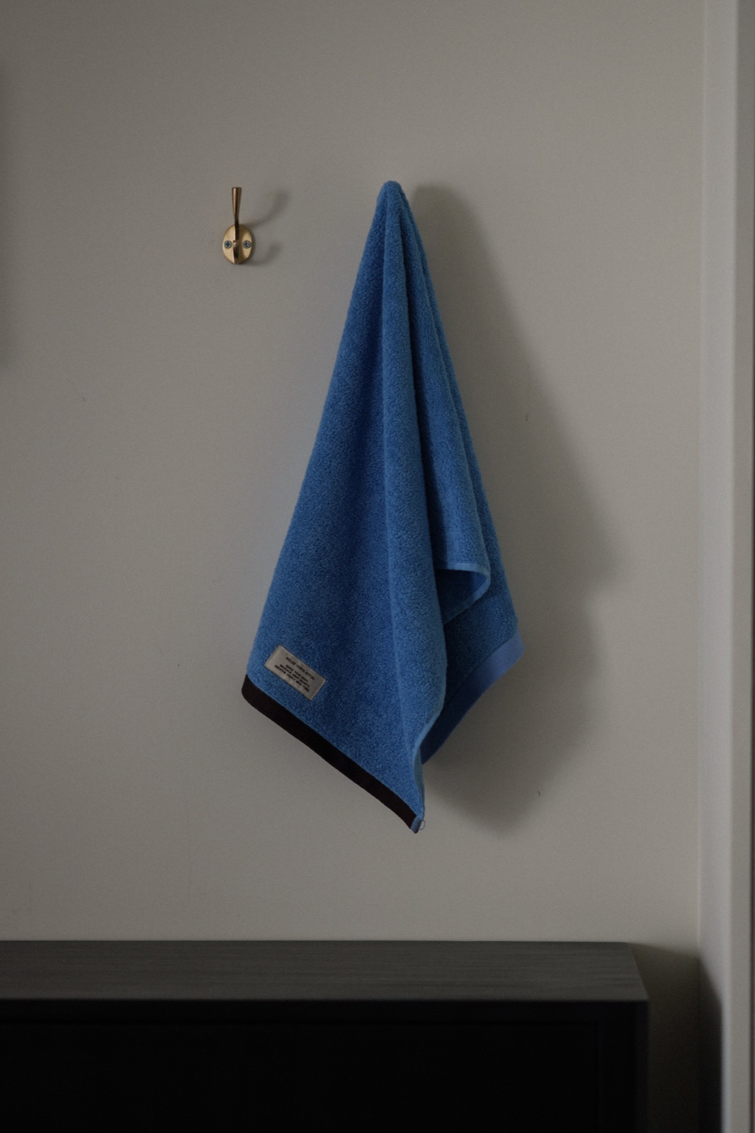 <span style="   line-height: 1em;   font-size: 14px;   letter-spacing: 0.5px;   border: 1px solid white;   margin-bottom: 10px;   padding: 8px;   display: inline-block; ">Life Edition</span><br>NEW IN<br>Shop Towels