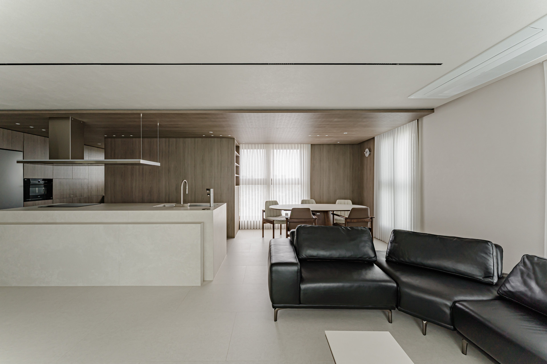 <div id="title">Seoul Songpa Helio City, 39py<span></span></div>