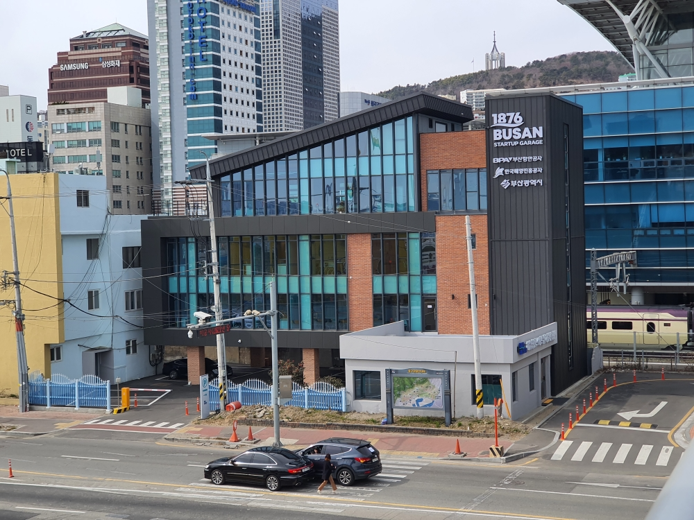 해운·항만·물류 분야 창업기업을 지원하는 「1876 BUSAN」 전경.