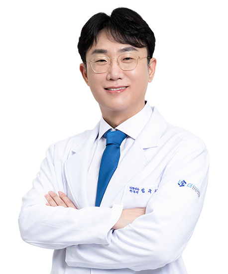 부산 사하구 괴정역 6번출구 더탄탄병원 정형외과 전문의 의학석사 임극필 병원장