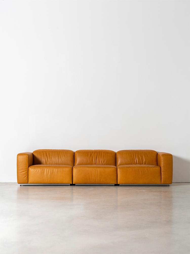 4 SEATER