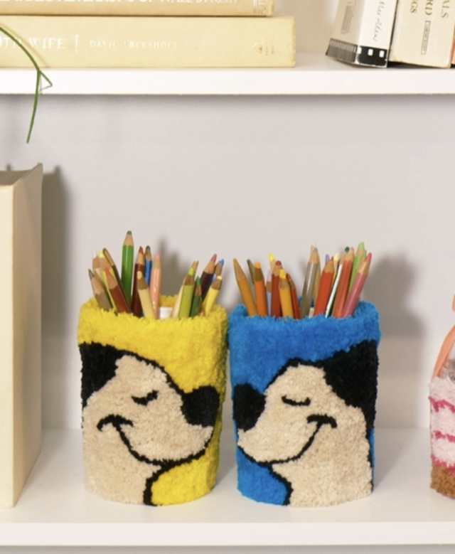<p style="text-align:left; font-size:16px; margin-top:26px;">HAPPY PEN STAND<br><span style="color:#666;"></span></p>