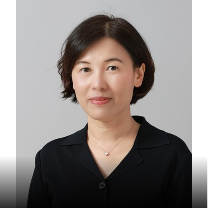 -<br><strong>Park Min-hee </strong> <br> <span style="font-size:14px;">Senior Reporter, The Hankyoreh </span>