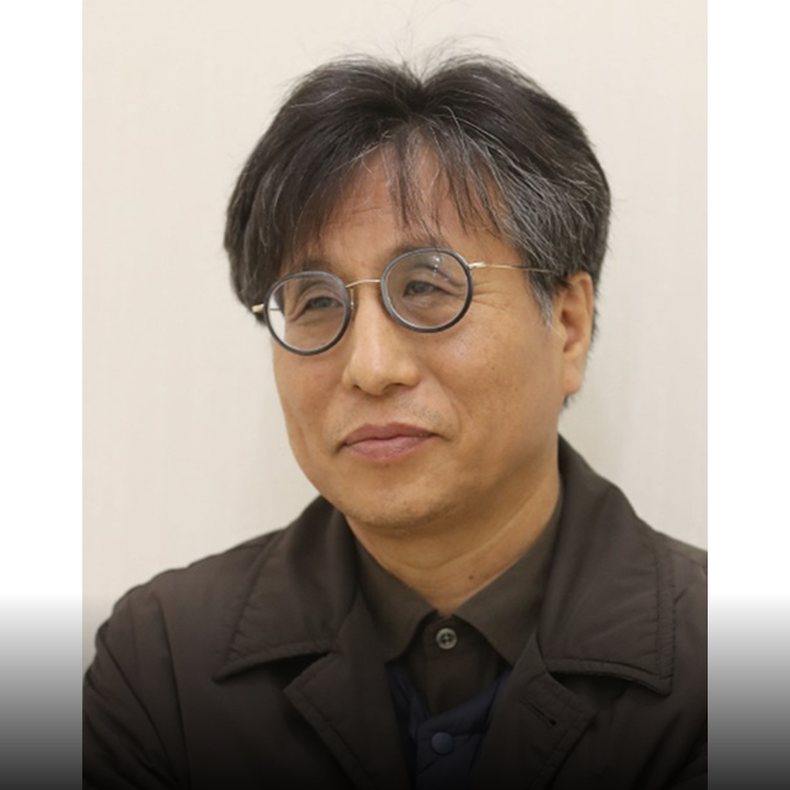 -<br><strong>Lee Chang-gon</strong> <br> <span style="font-size:14px;"> Chairman of the Ubuntu Foundation </span>