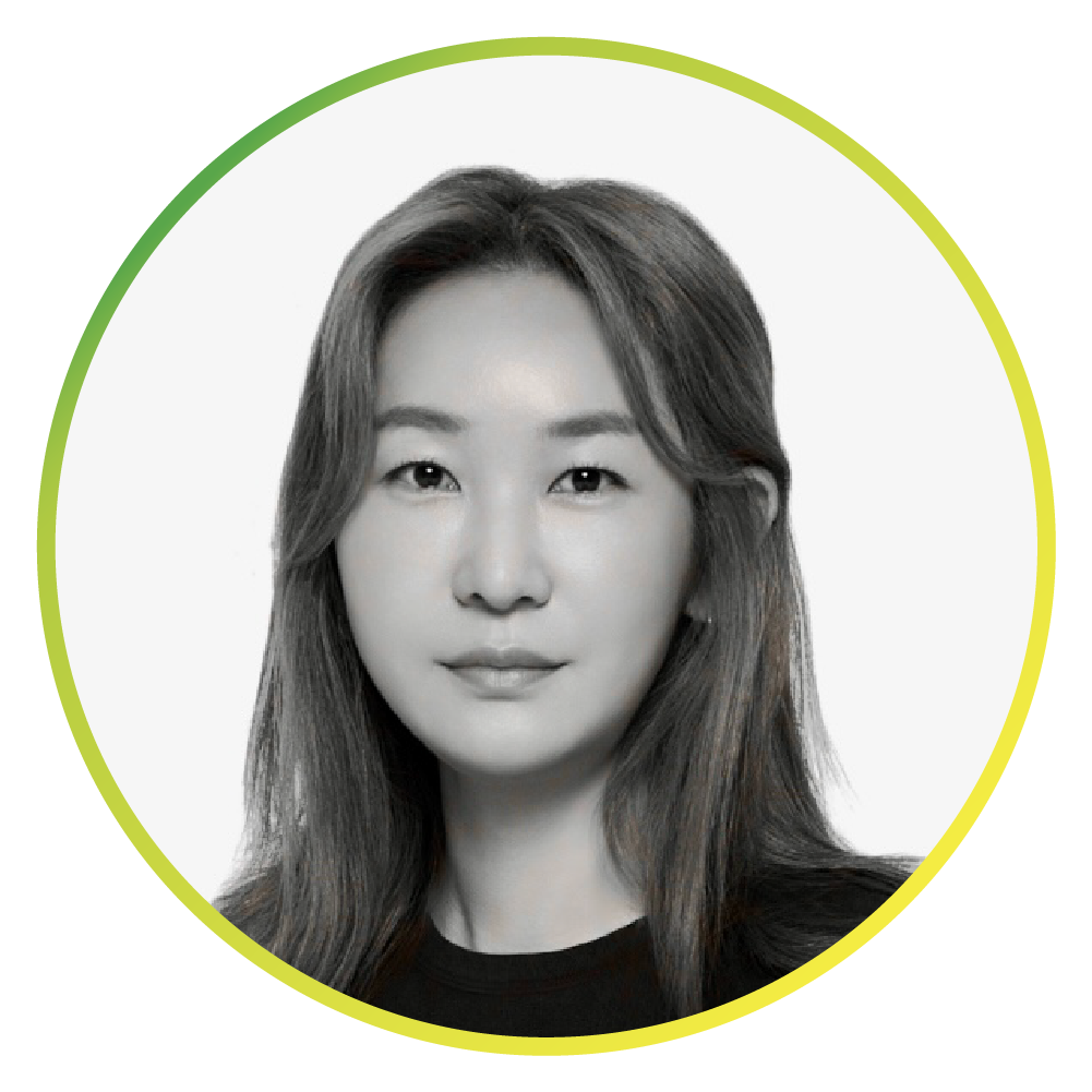 <strong>장 수 영</strong><span style="font-size: 13px;"><br>(주)무신사 29CM 크리에이티브 실장</br></span>