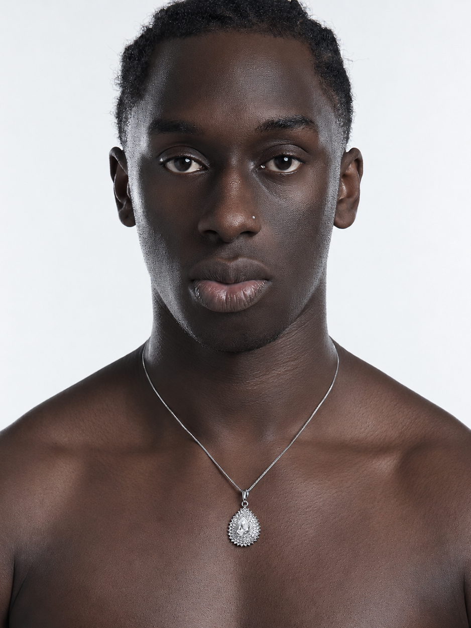 Teardrop Pendant Necklace (Crystal) : player