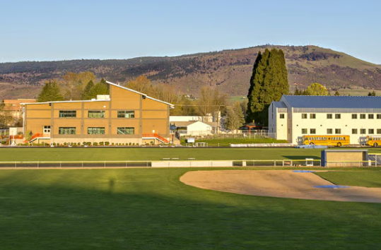 St. Mary's School 캠퍼스 전경 (임시 이미지)