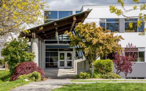 Regent Christian Academy, Surrey BC (임시 이미지)