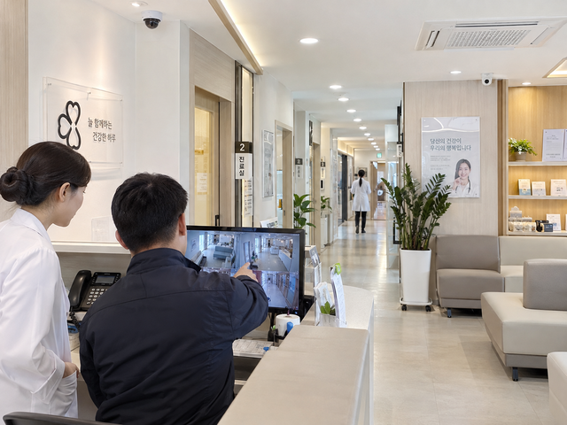 병원 대기실 복도 CCTV 설치와 화면 구성
