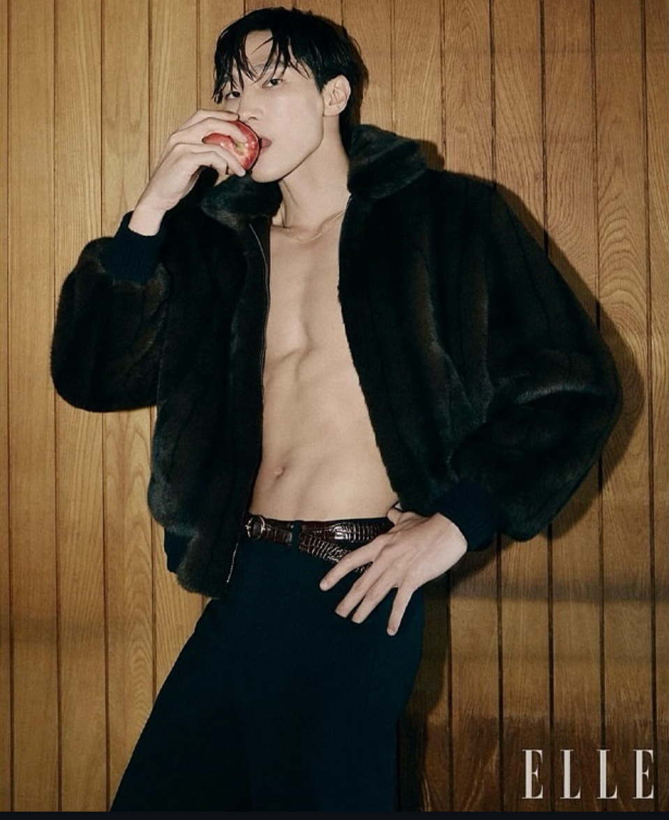 Worn by 배우 노상현