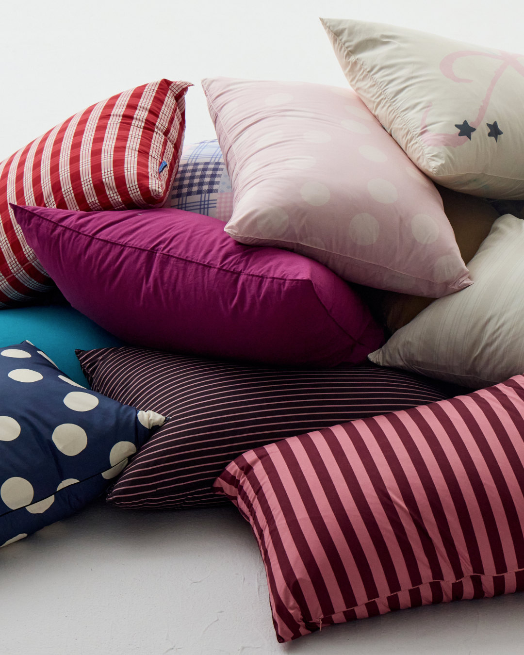 PILLOW COVER