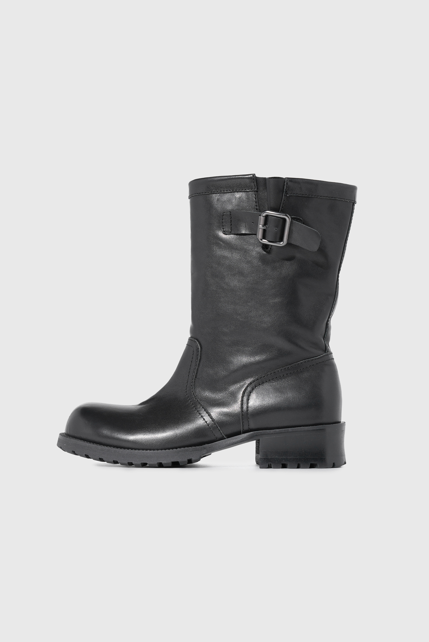 CLASSIC BUCKLE<br>ANKLE BOOTS