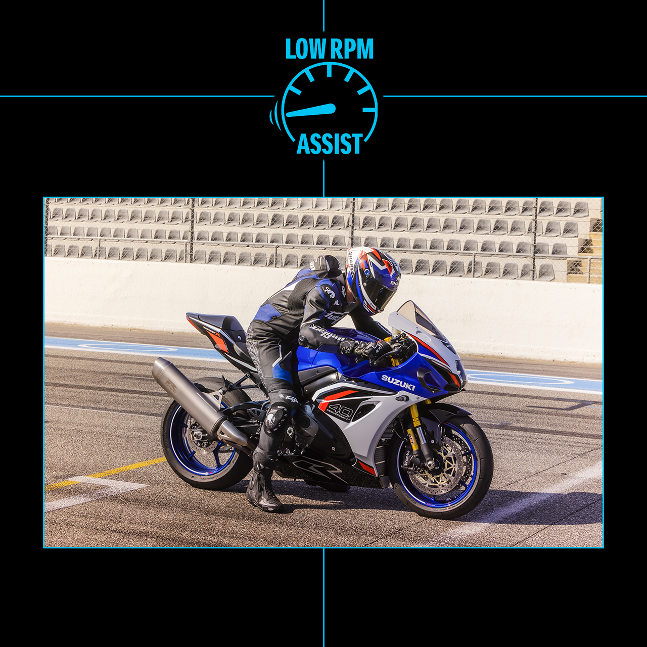피트 개러지 앞에 선 GSX-R1000R(로우 RPM 어시스트 시스템)