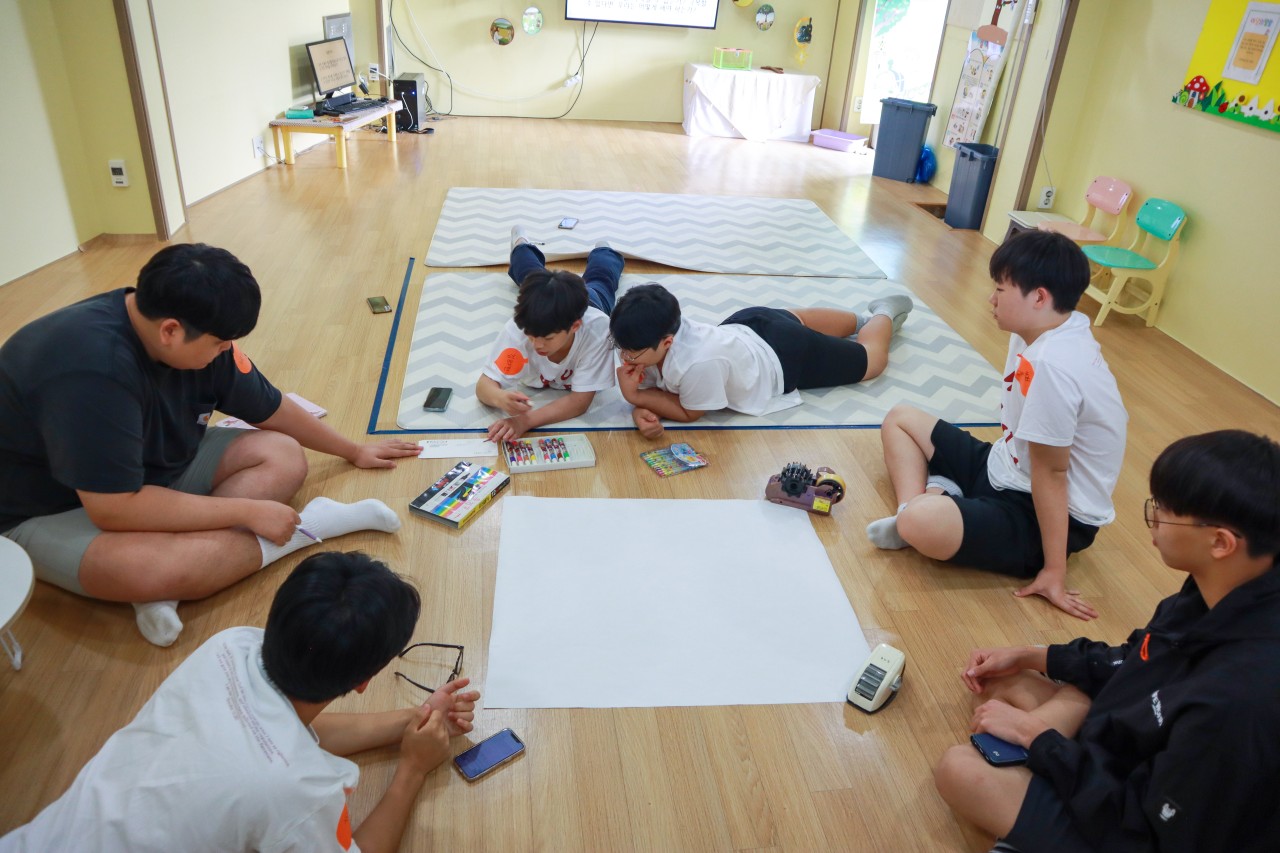 f990b304f10d4.jpg
