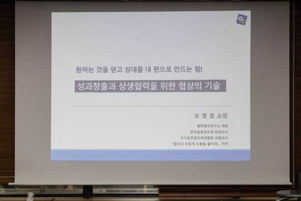 b9e511c19b745.png