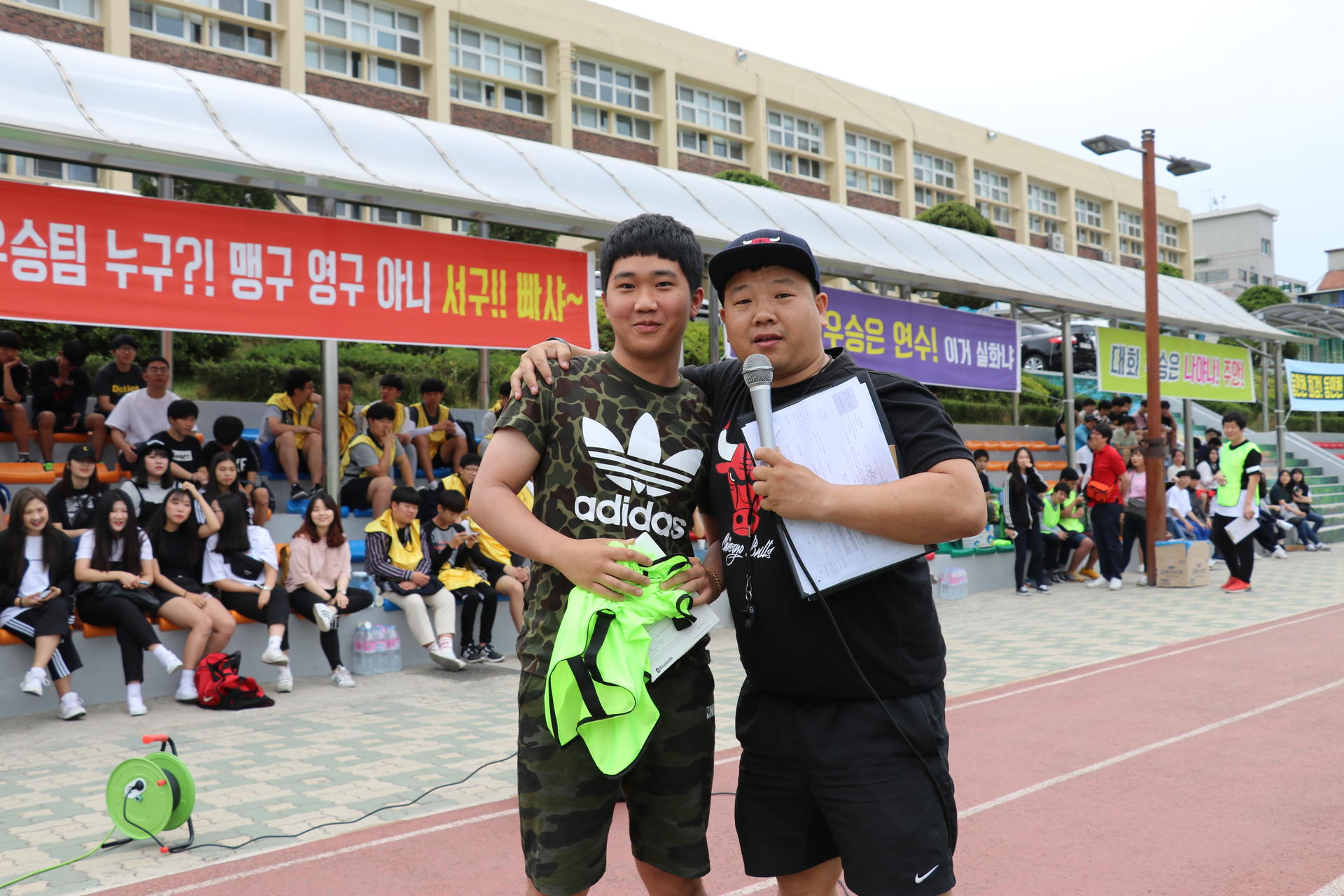 5944b10ea44c0.jpg