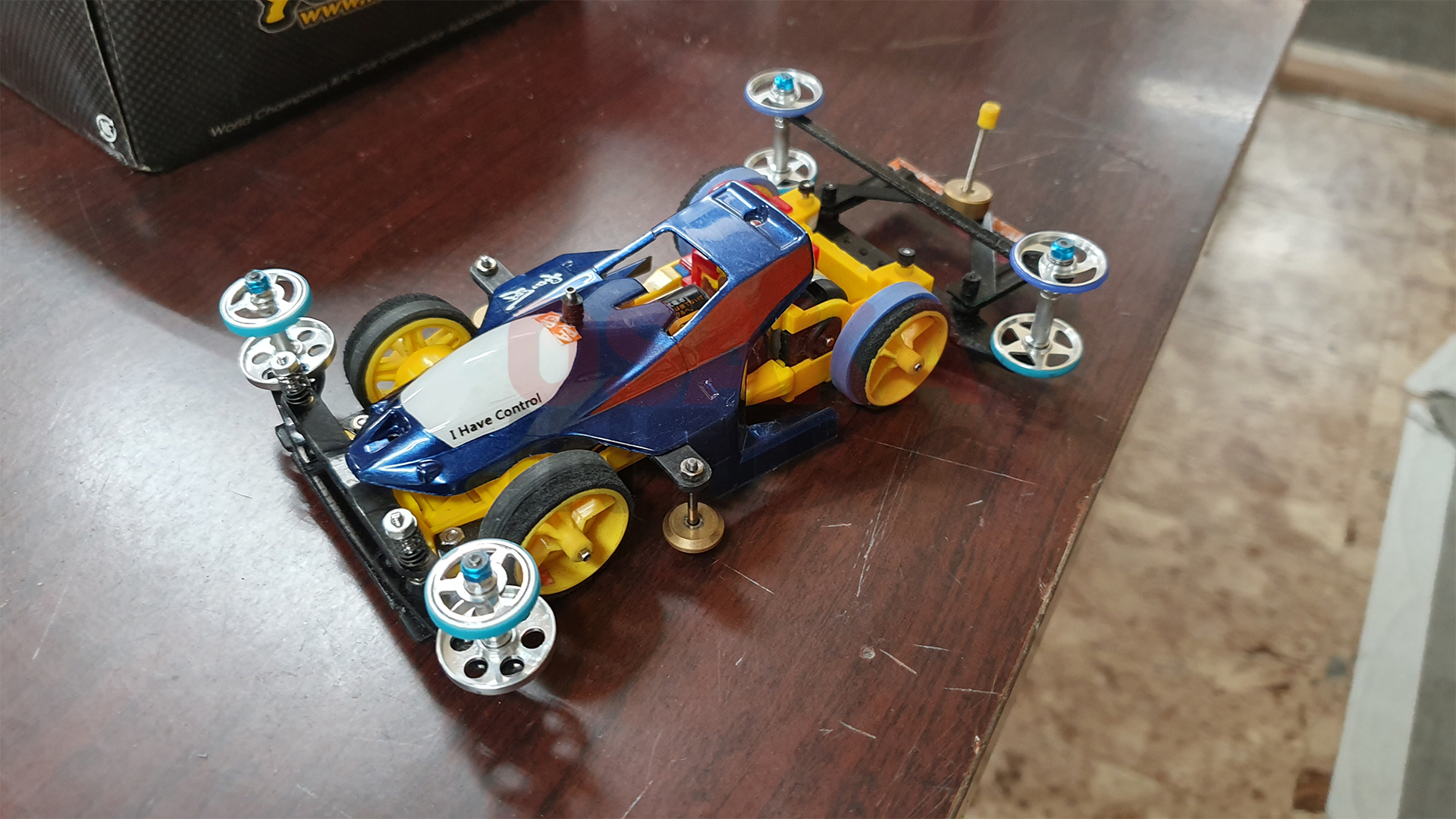 슈퍼라지콘 미니카