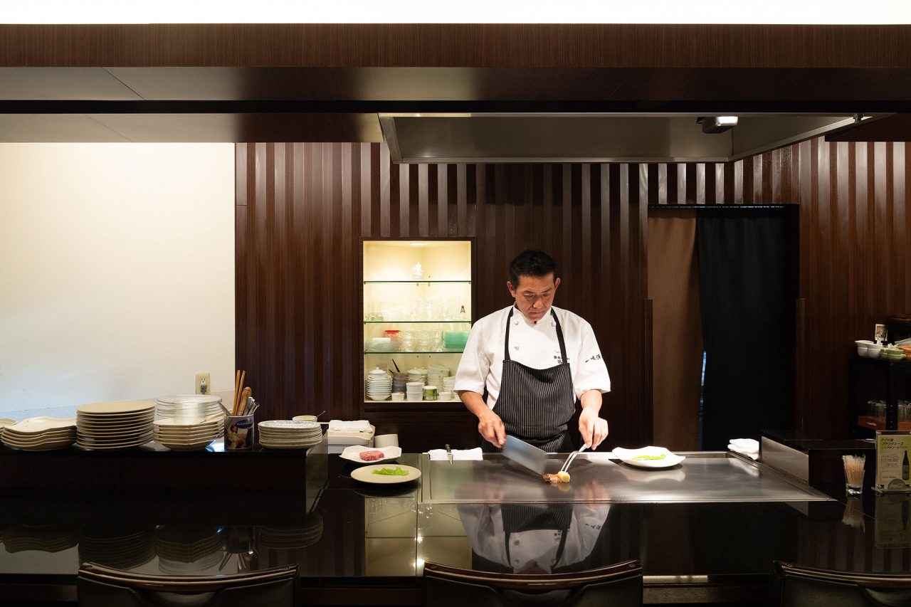 철판다이닝 호우키 사장님