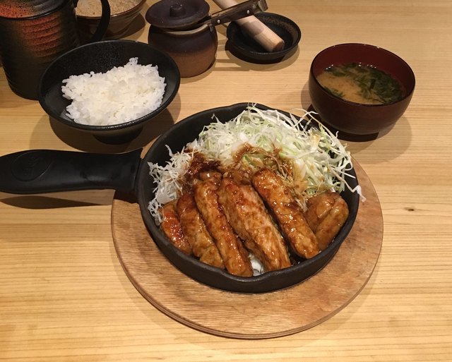 톤이치 스테이크 정식