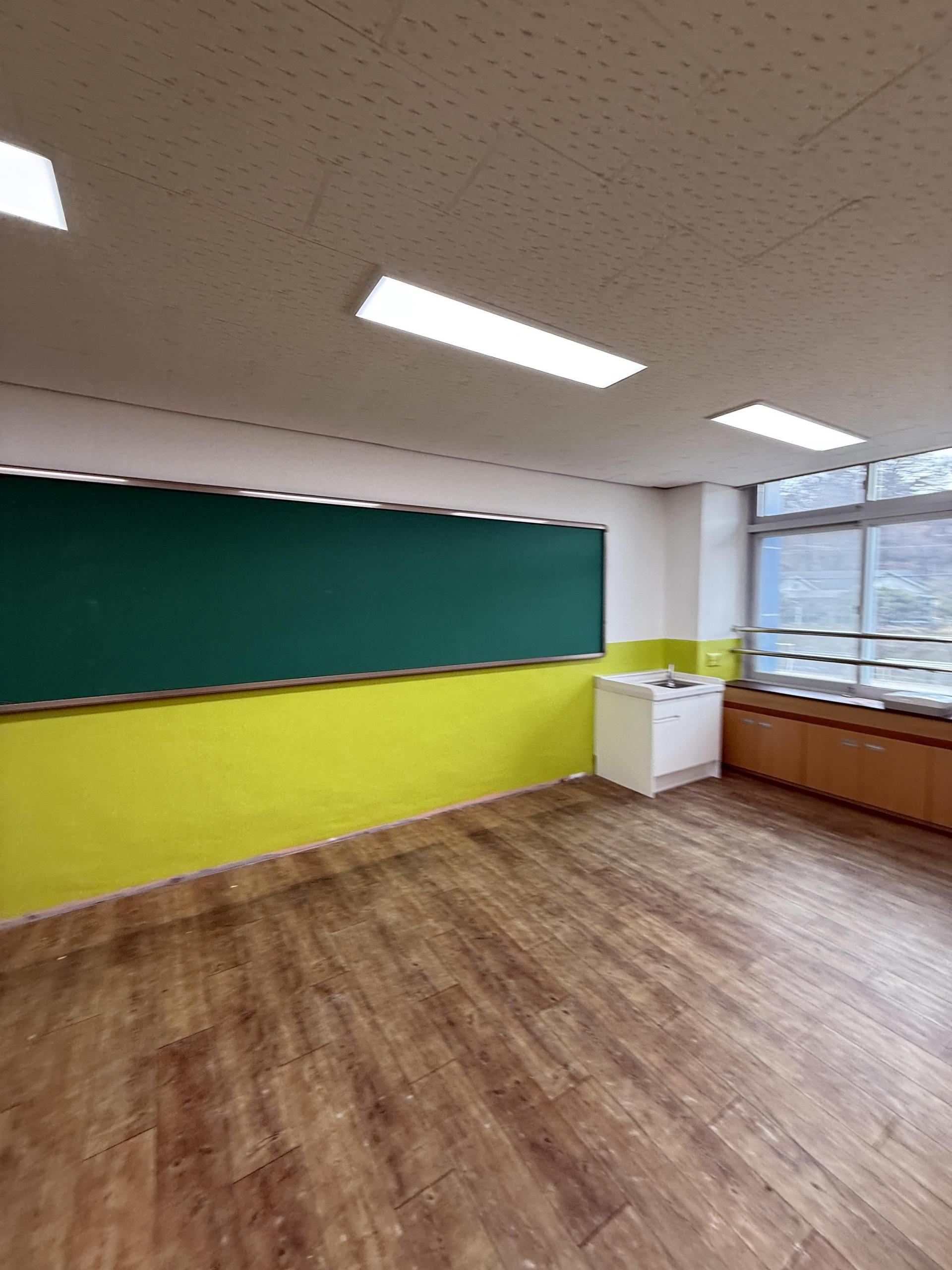 b446683ea523d.jpg