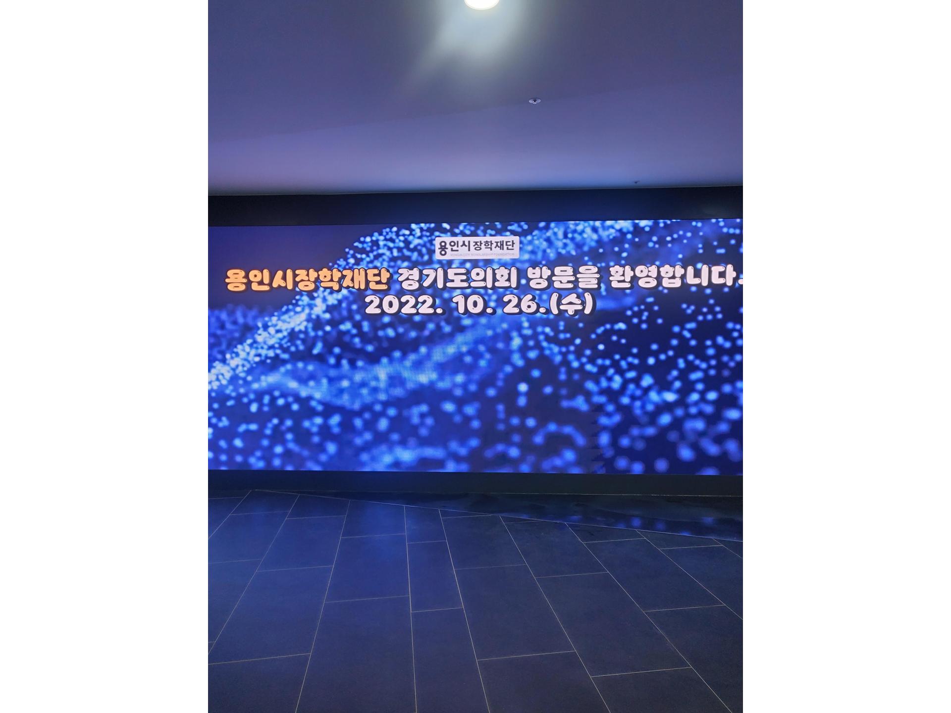 9272e2b83a25a.jpg