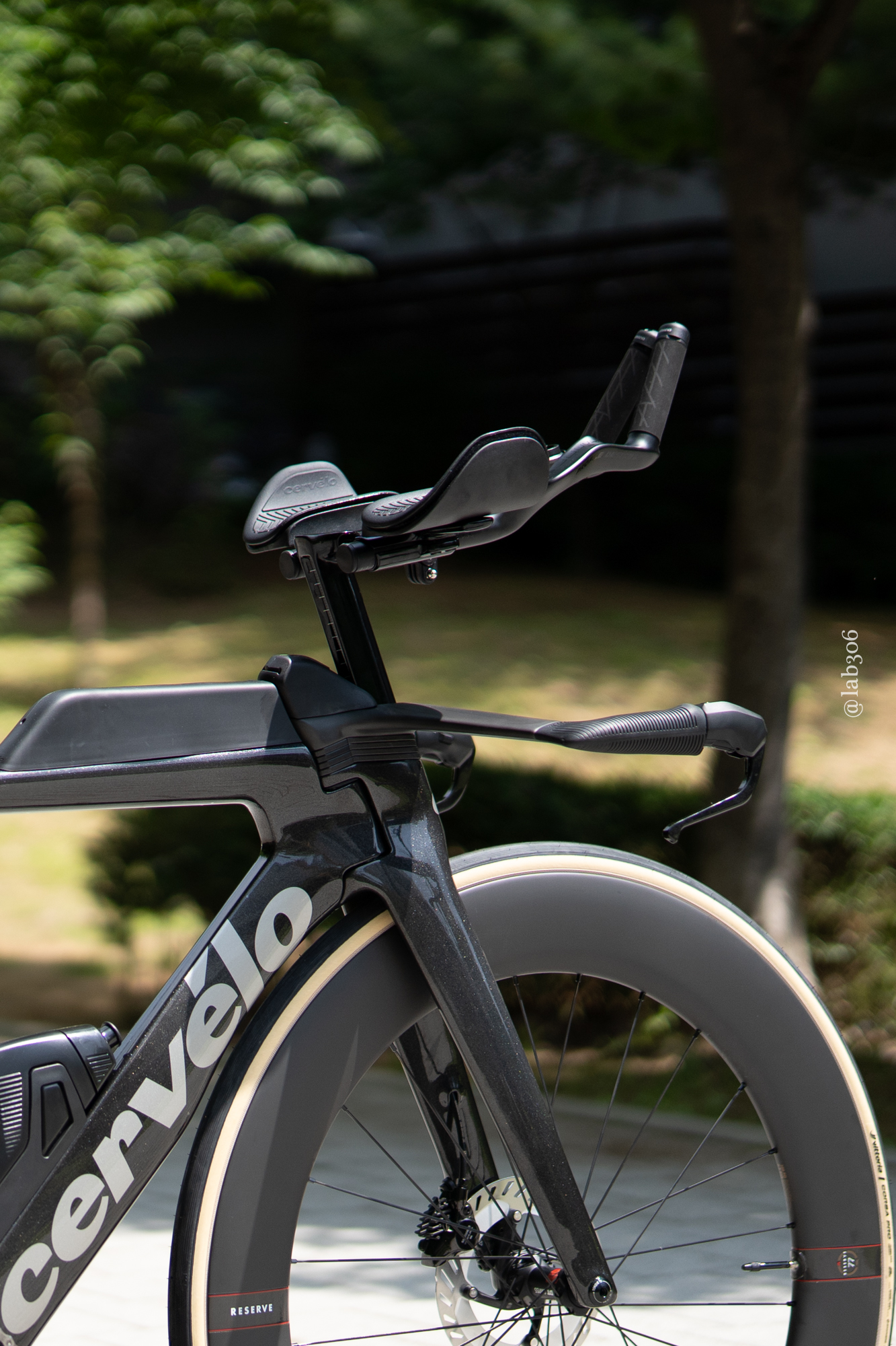 a4ad37753111f.jpg
