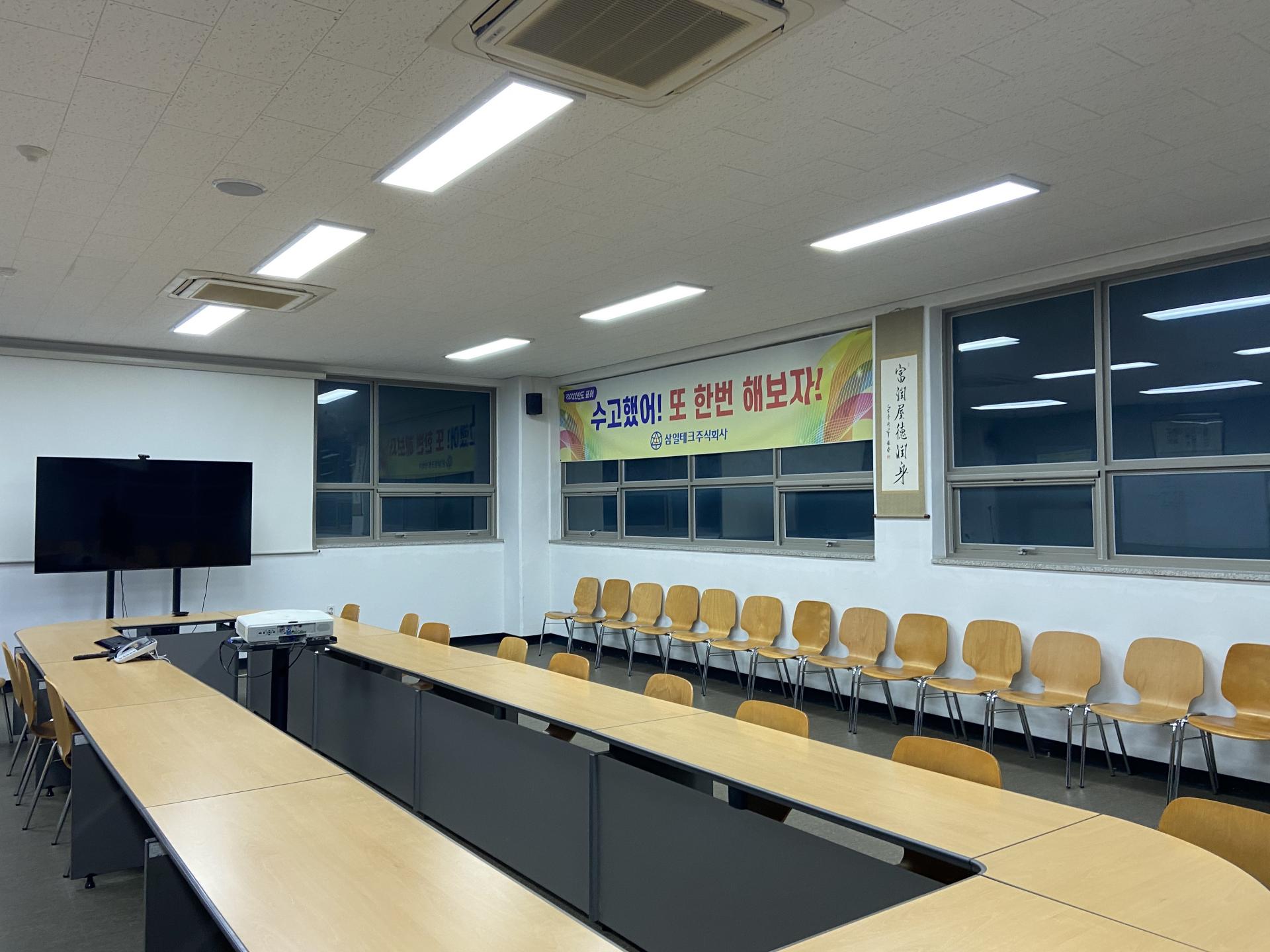 c2af436647c16.jpg