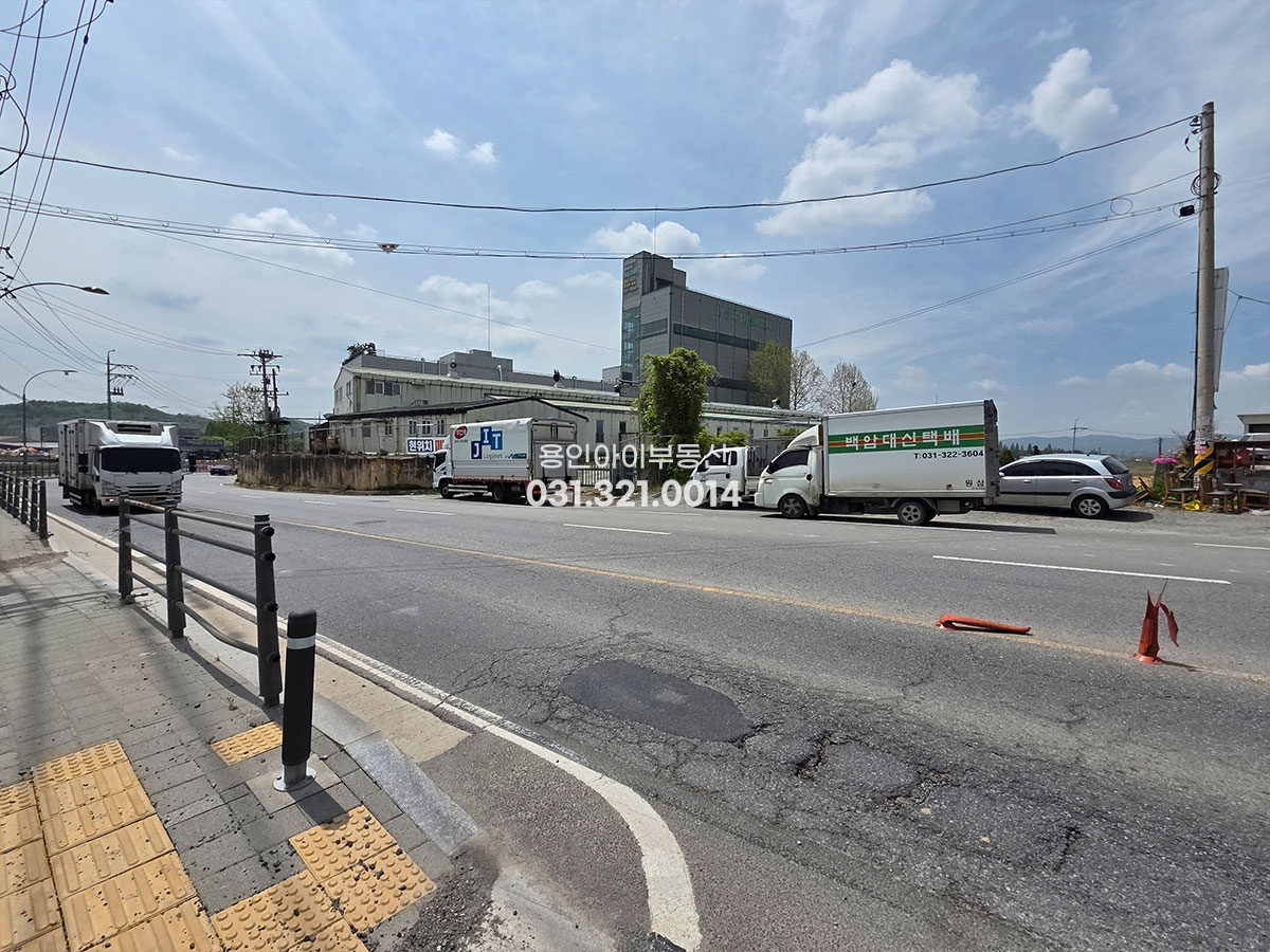 No.3903] 용인 백암면 근곡리 근곡사거리 2차선접한 공장일괄매매, 대지 1006평, 건물 436평, SK하이닉스 10분이내