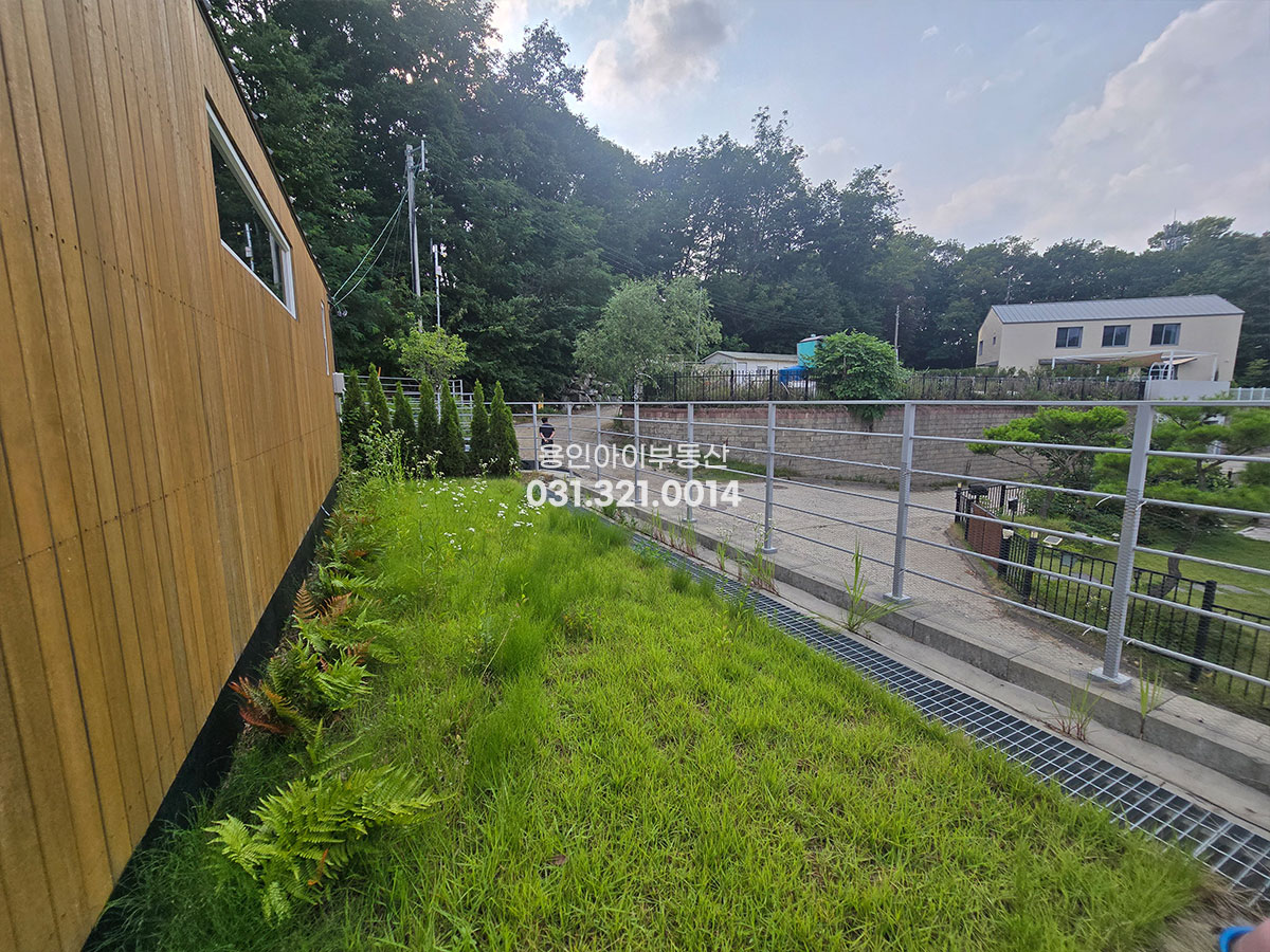 No.3942] 용인 동백 향린동산 세컨하우스 추천 소형전원주택, 신축급 멋진외관, 방과 거실 분리, 넓은 데크와 멋진전망