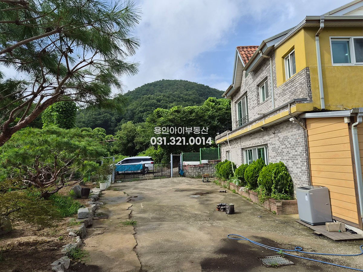 No.3976] 용인전원주택 양지 송문리 탁트인뷰, 도심가까운 숲세권 전원생활~ 방4 2세대거주가능, 200평 넘는 넓은 대지, 철콘, 직관, 멋진조경