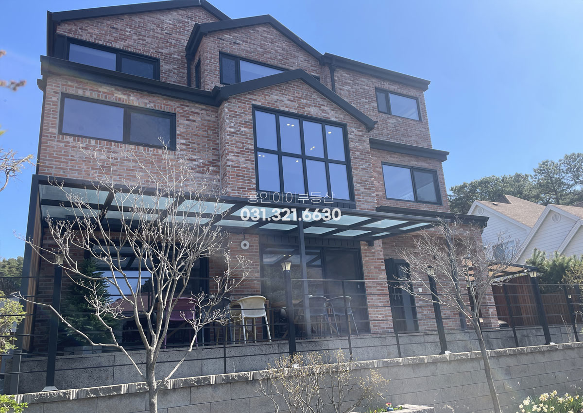 No.5087] 용인 남동 은화삼 샤인빌 골프장뷰 전원주택, 주차 여유롭고 정원까지 완벽한 힐링하우스! 방 4개, 도시가스 인입!