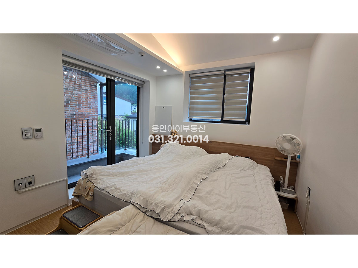 No.3924] 용인전원주택 양지 주북리 포레스트247 단지내 신축급 철콘전원주택, 캐노피 주차2대, 태양광, 썬룸, 다 갖춘 정성가득 예쁜전원주택