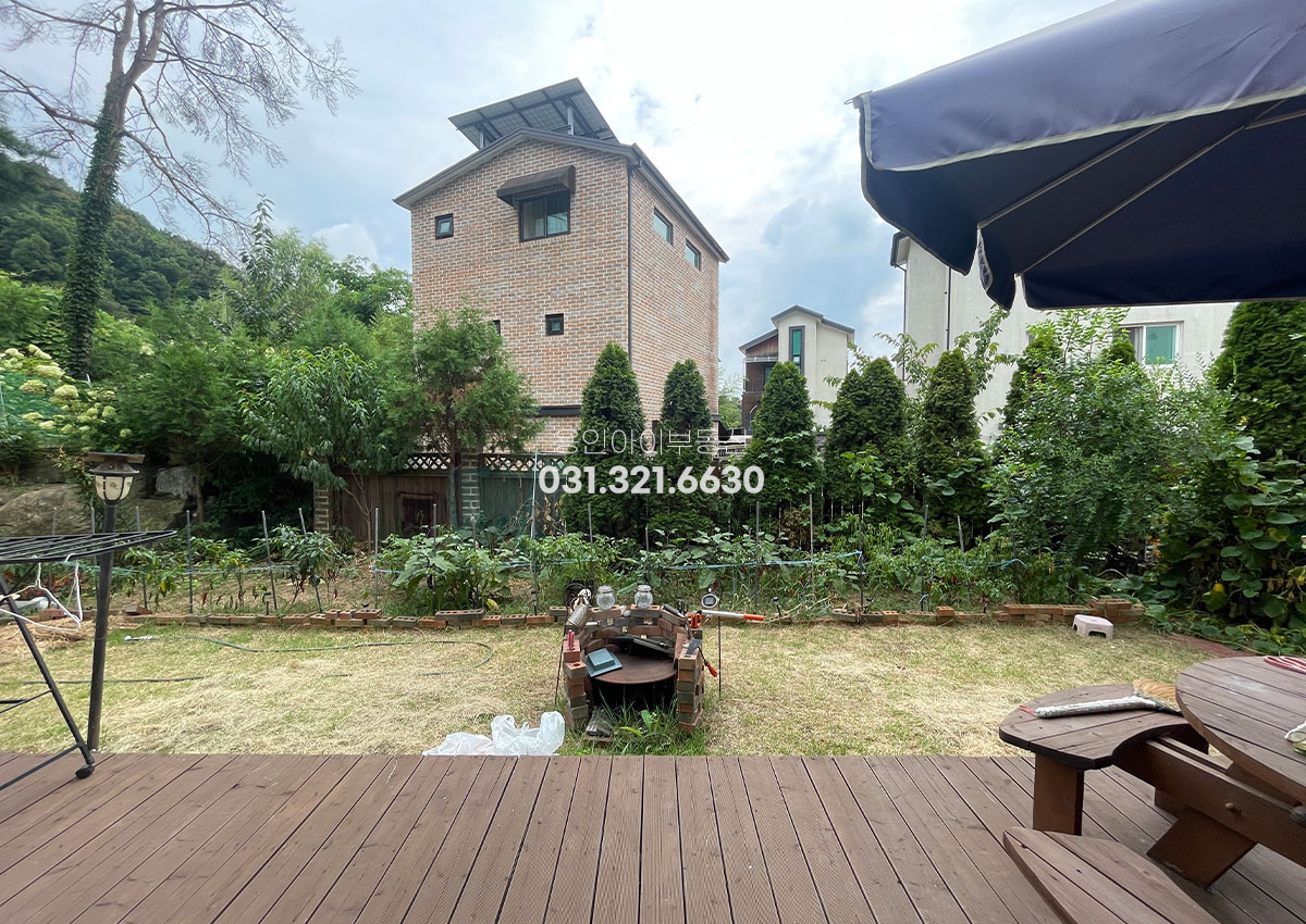 No. 5115] 용인 기흥구 중동 단독주택 전세, 초당역 생활권·석성산 자락의 넓은 마당과 썬룸을 갖춘 3층형 단독 타운하우스
