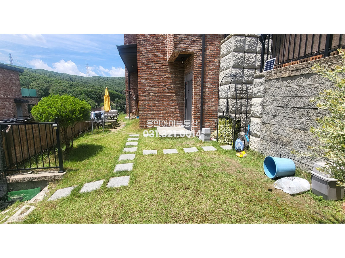 No.3938] 용인전원주택 삼가동 해랑타운하우스 1층방, 도시가스, 철콘, 중정, 주차2대, 중정, 도심5분인프라 갖춘 주택