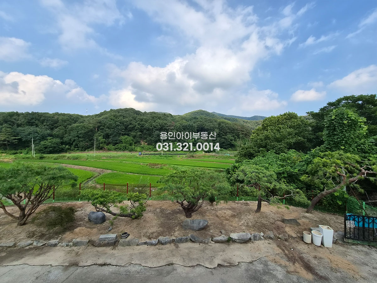 No.3976] 용인전원주택 양지 송문리 탁트인뷰, 도심가까운 숲세권 전원생활~ 방4 2세대거주가능, 200평 넘는 넓은 대지, 철콘, 직관, 멋진조경