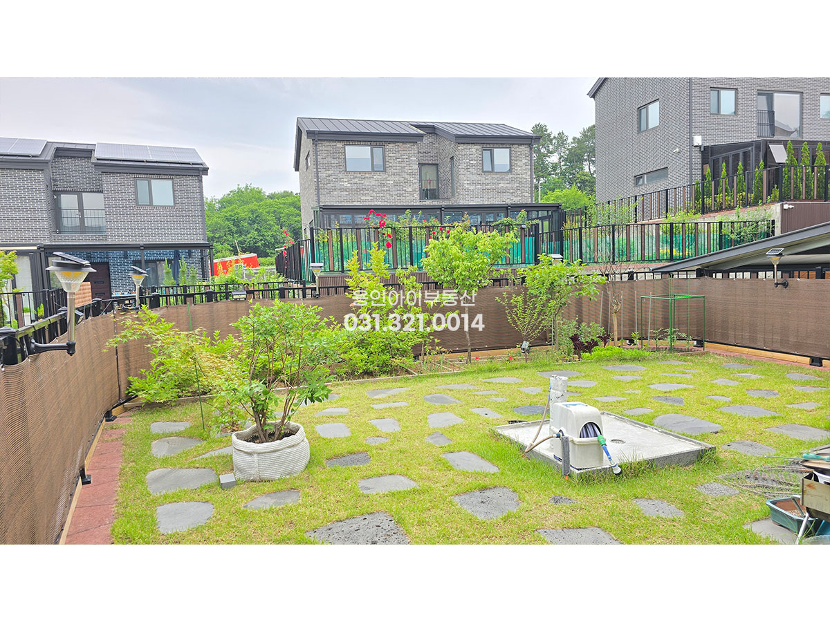 No.3924] 용인전원주택 양지 주북리 포레스트247 단지내 신축급 철콘전원주택, 캐노피 주차2대, 태양광, 썬룸, 다 갖춘 정성가득 예쁜전원주택