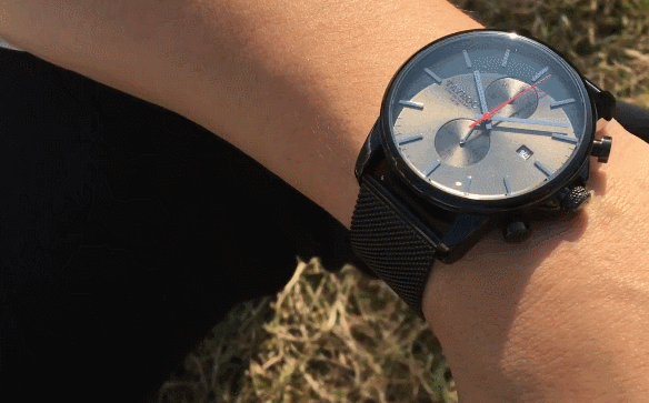 5ad05960a43e7.gif