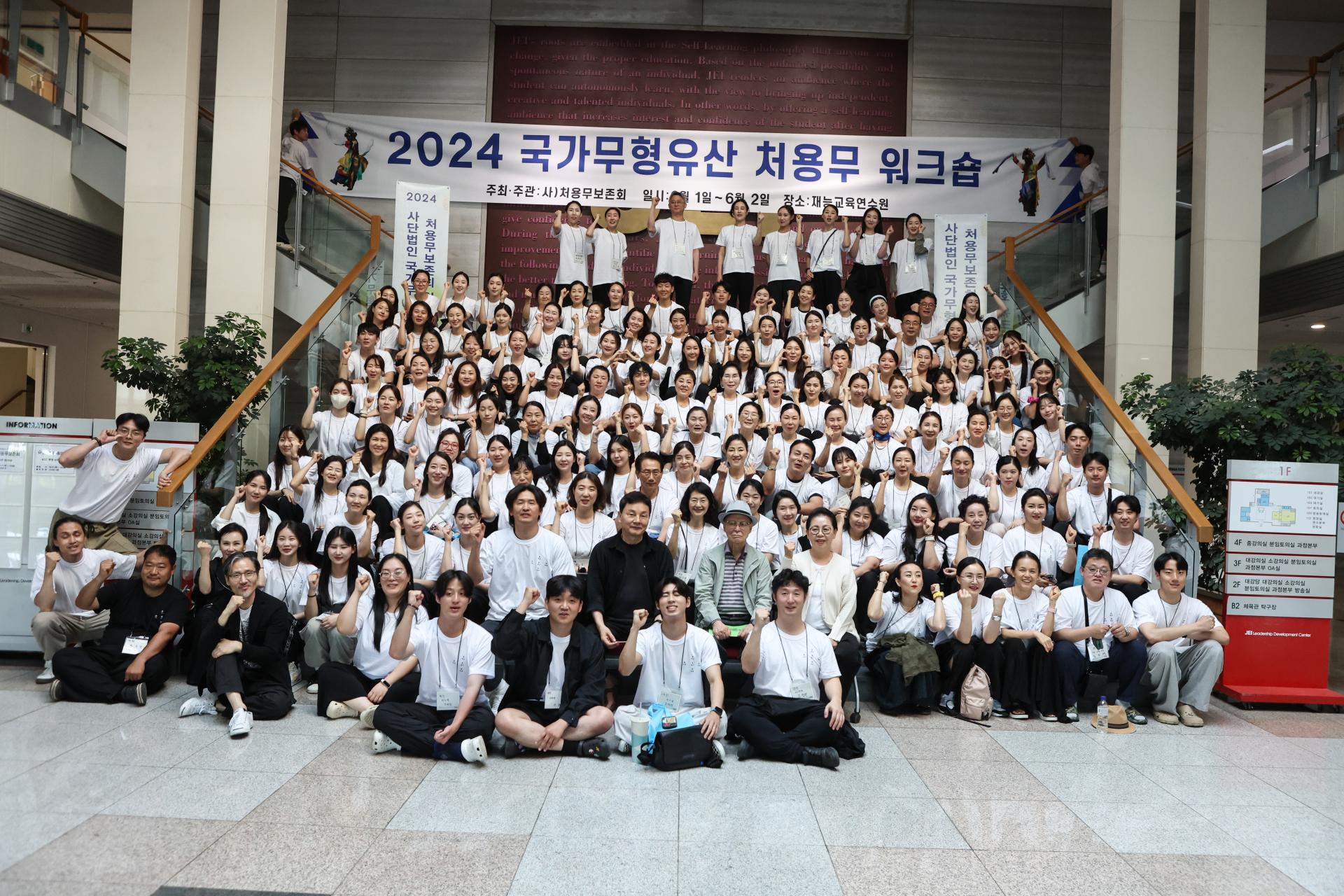 1b716114b86f3.jpg