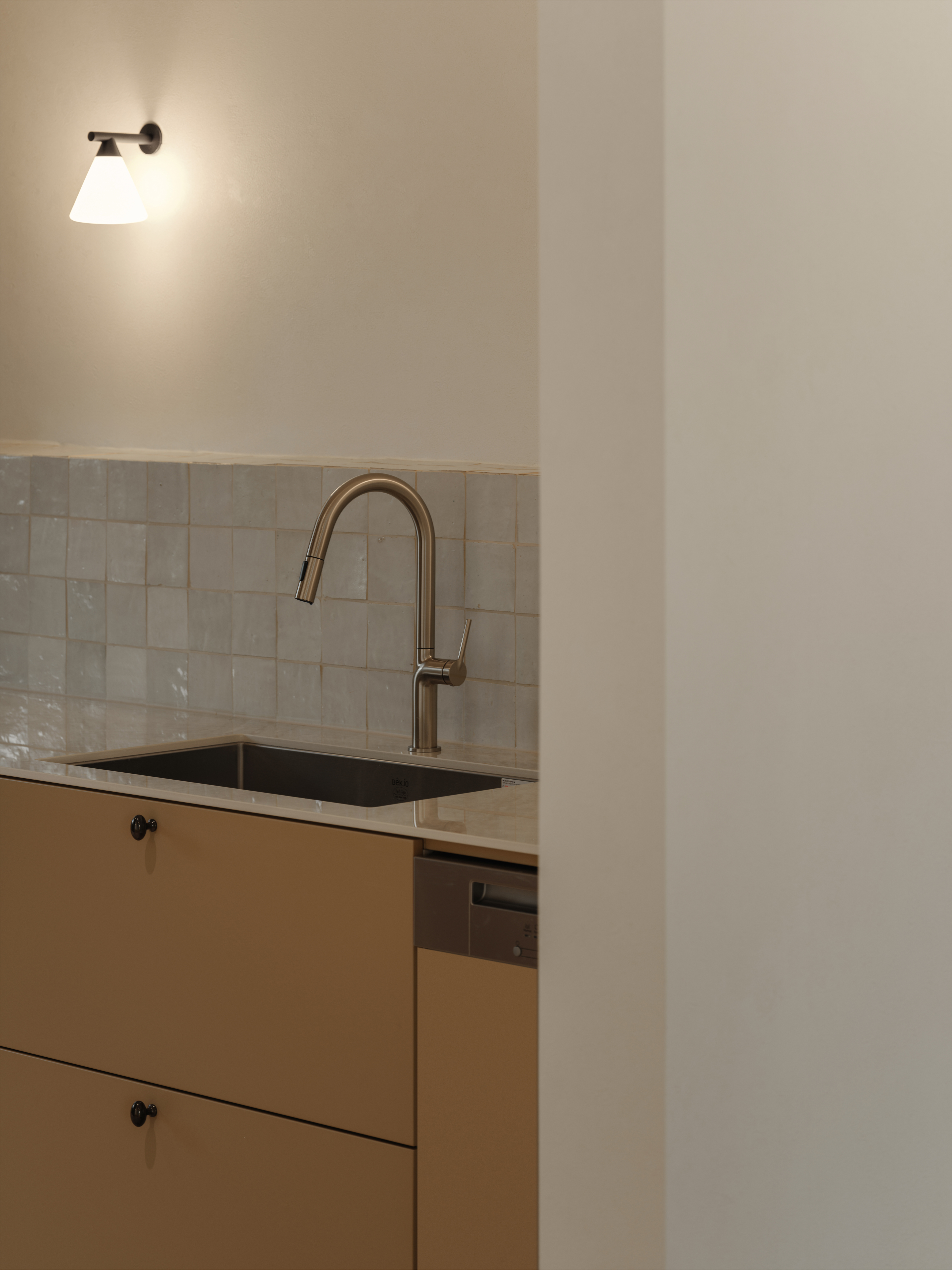 d3866f7d6a5b9.jpg