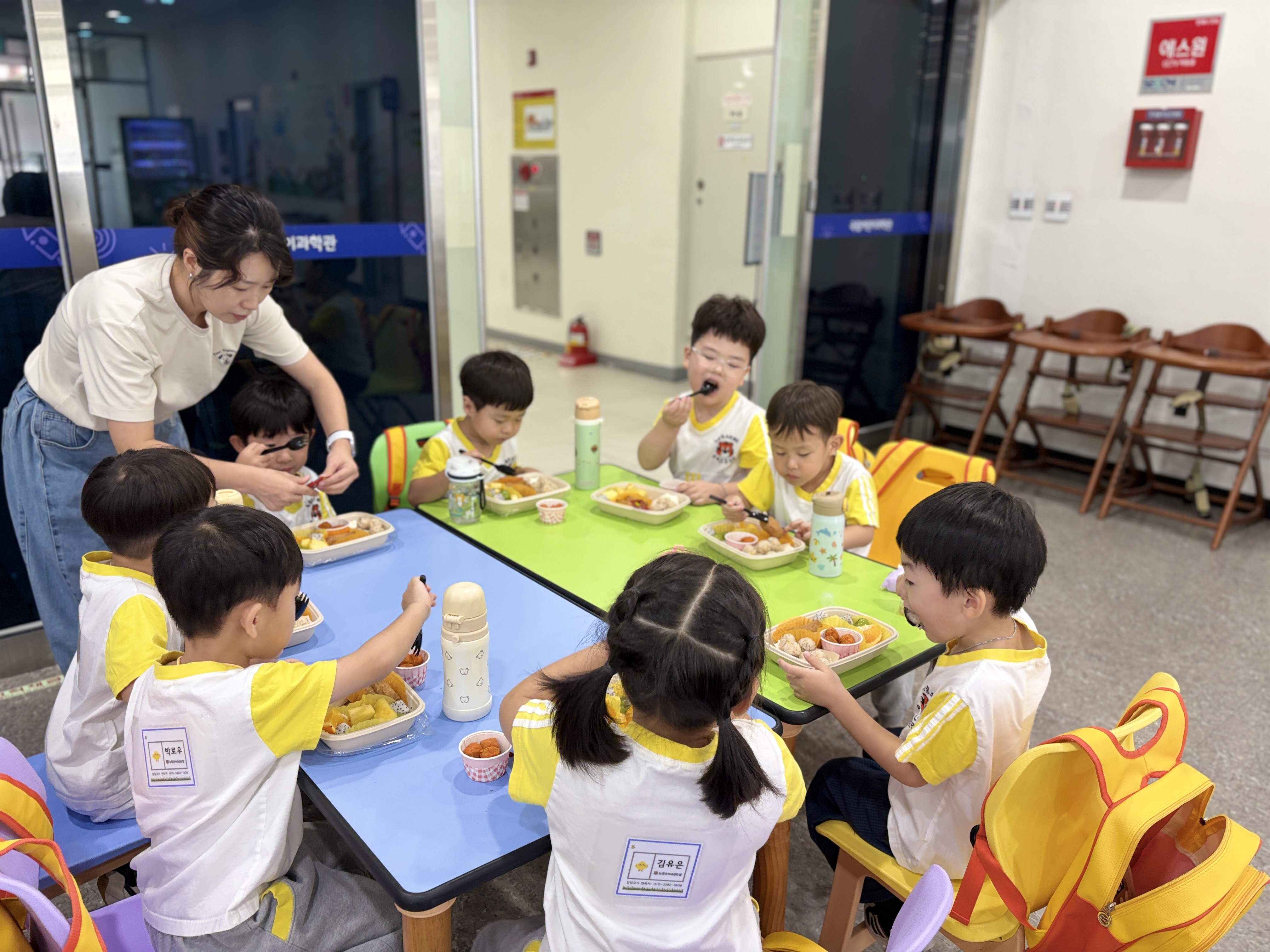 1ed889a530030.jpg