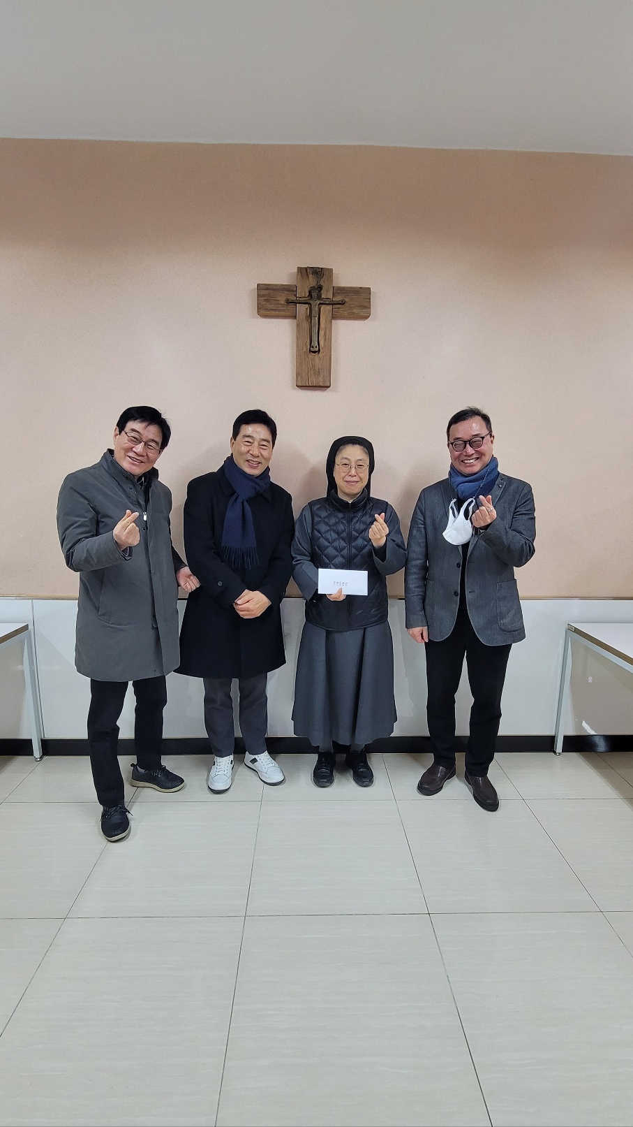 fc9ffa2893acb.jpg
