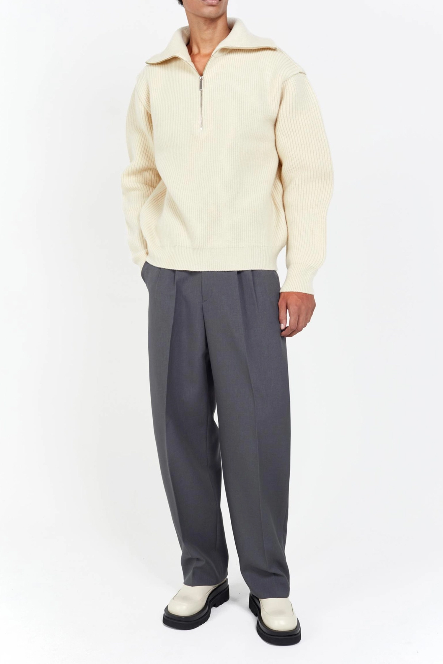curved fit pants ash grey