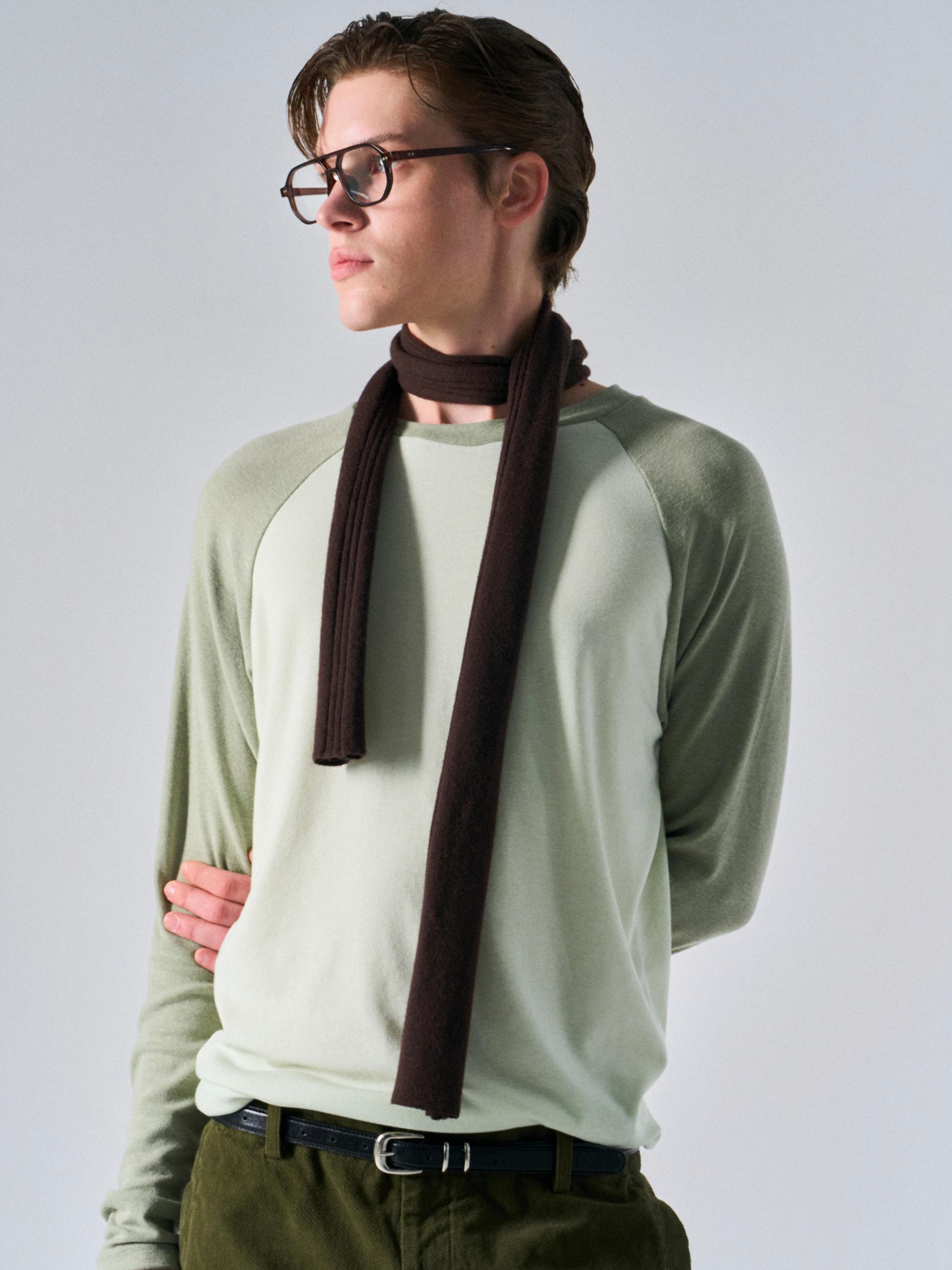 Tatum contrast raglan sprout