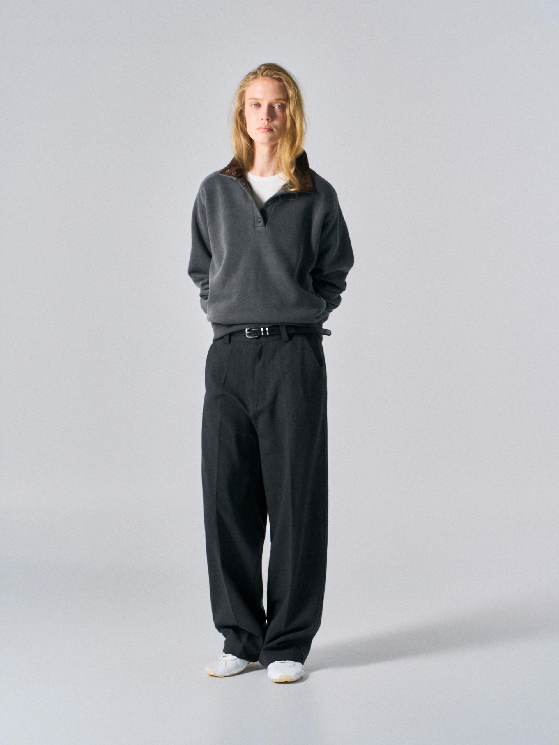 Rumi pullover sweatshirt coal