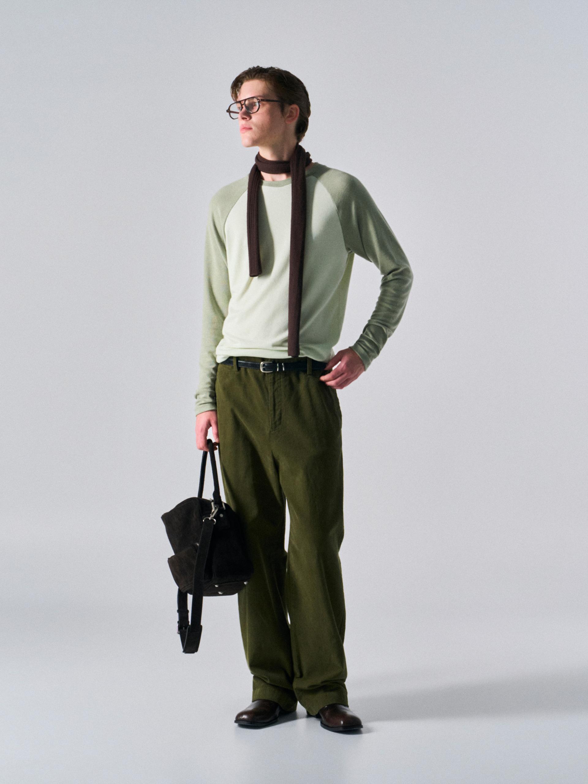 Tatum contrast raglan sprout